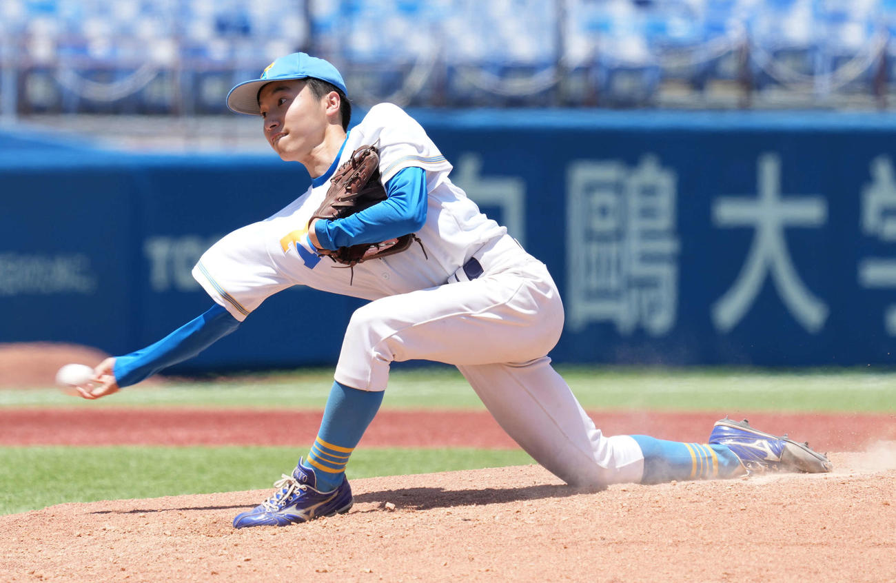 東大対早大　東大3番手で登板した渡辺（撮影・小沢裕）