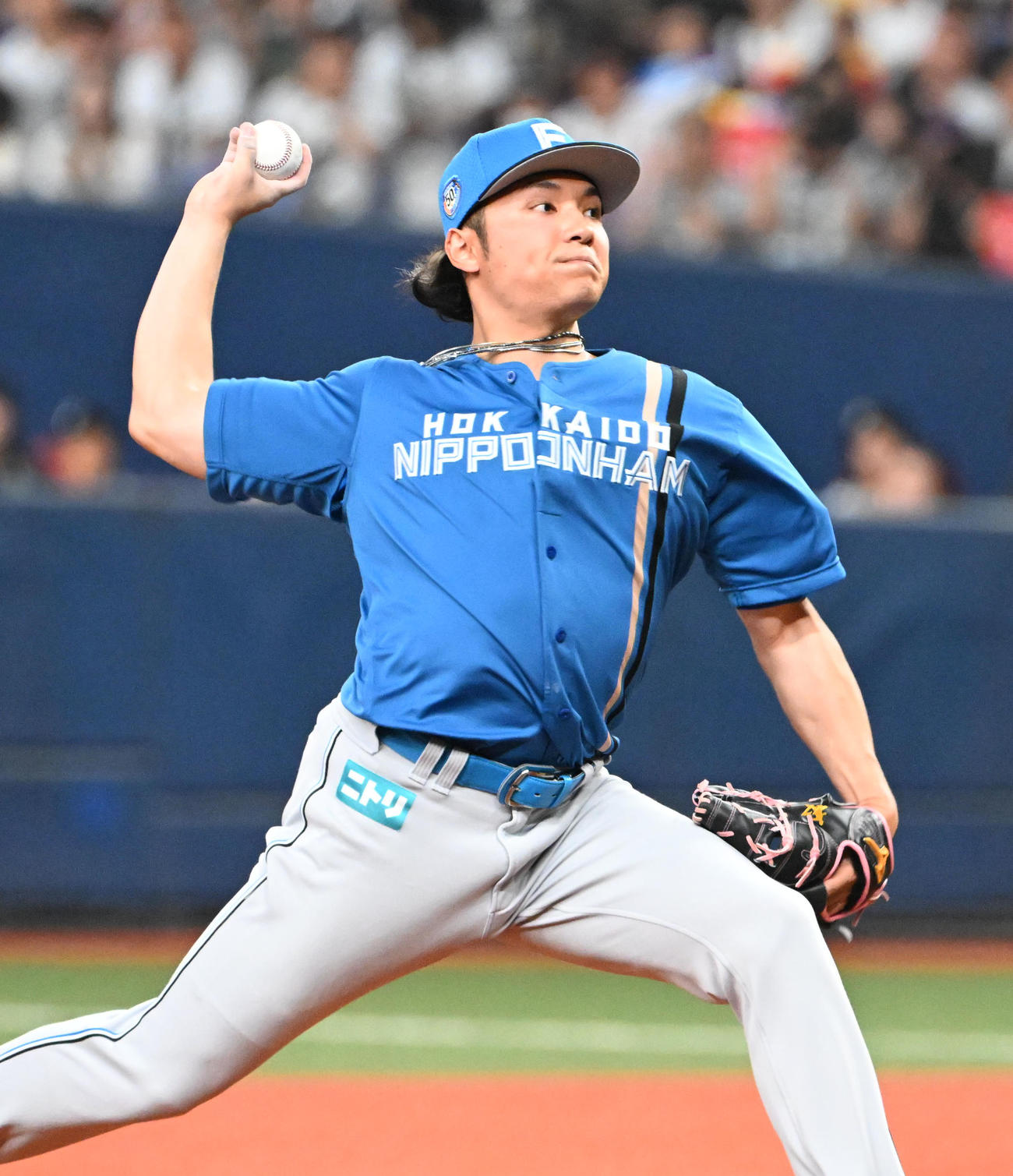 オリックス対日本ハム　力投する日本ハム伊藤（撮影・和賀正仁）