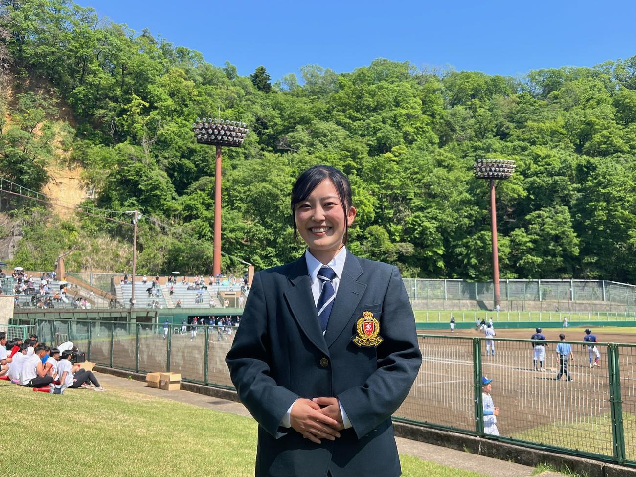東京新大学野球連盟の学生委員長を務める杏林大・鈴木青空マネジャー（撮影・金子真仁）