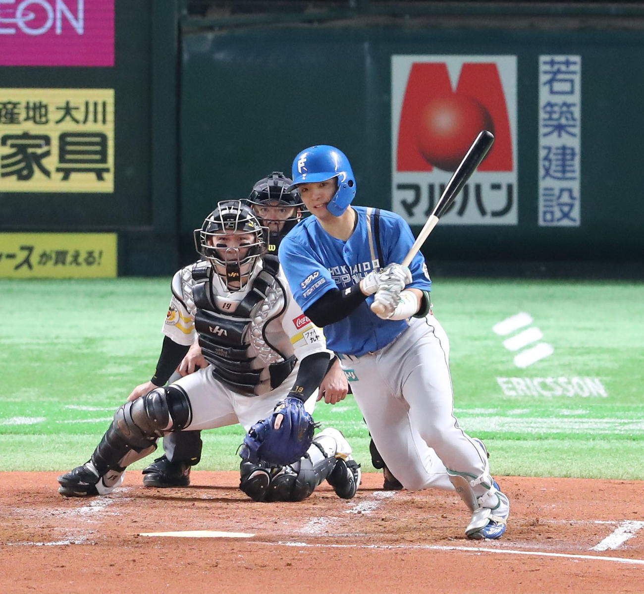 ソフトバンク対日本ハム　1回裏ソフトバンク2死三塁、郡司は中前適時打を放つ（撮影・梅根麻紀）