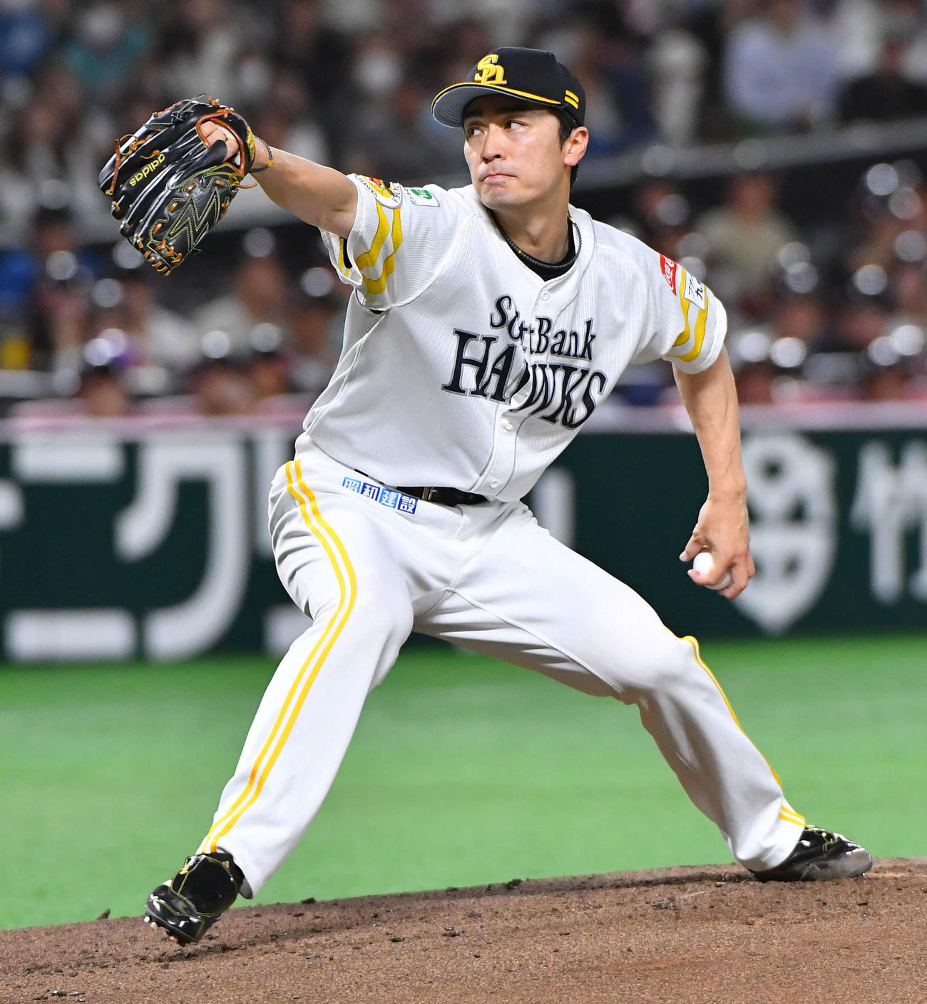 ソフトバンク対日本ハム　ソフトバンク先発の和田（撮影・岩下翔太）