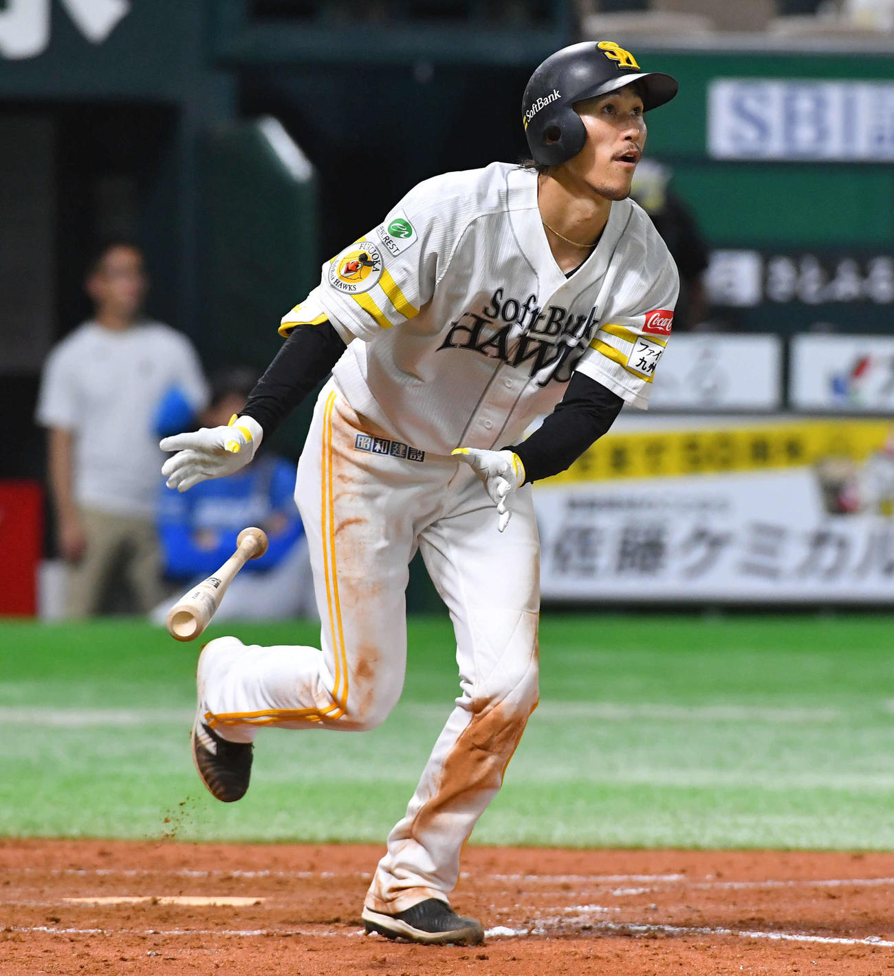 ソフトバンク対日本ハム　4回裏ソフトバンク無死一塁、三森は勝ち越しの右越え2点本塁打を放つ（撮影・岩下翔太）