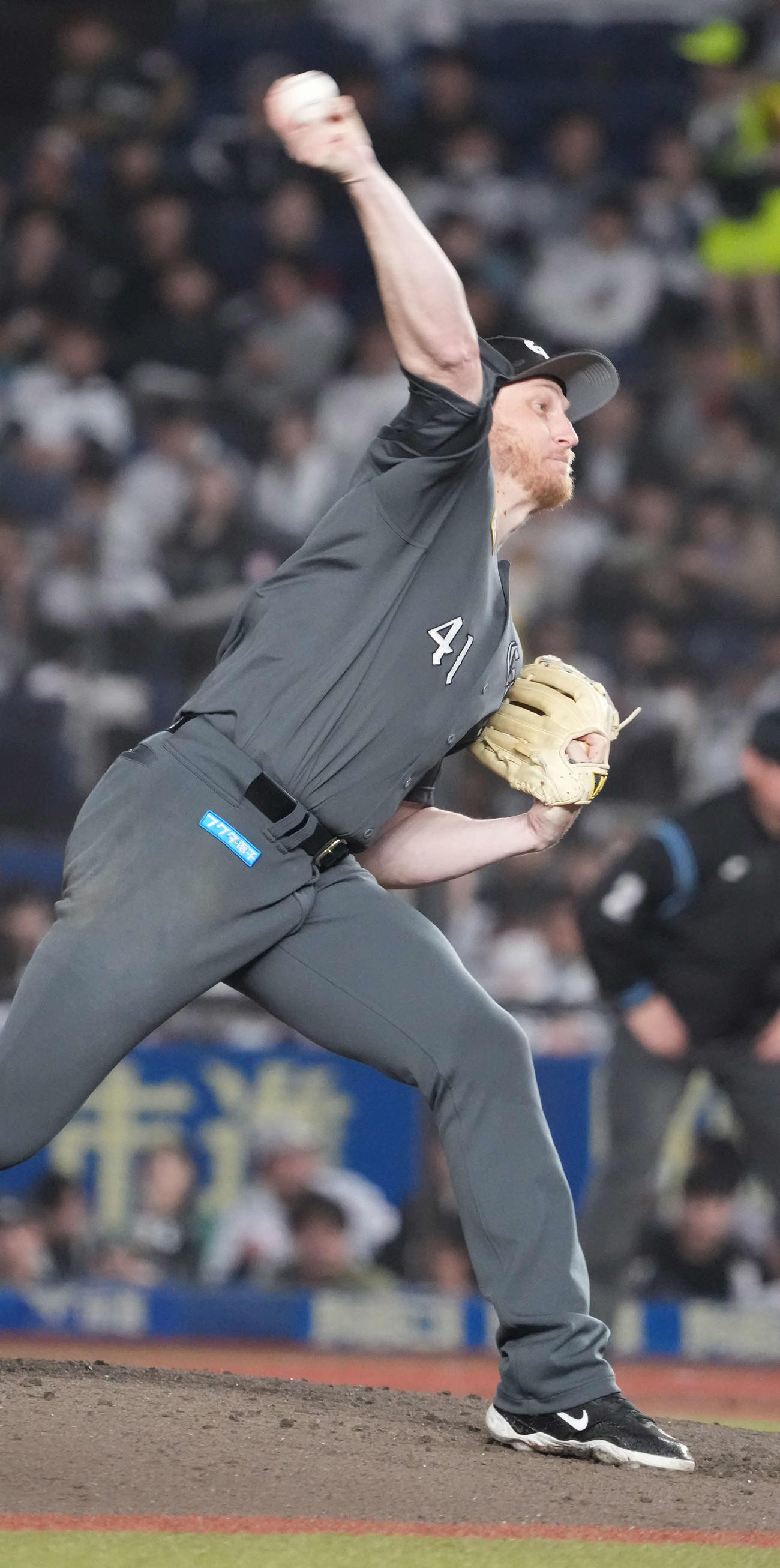 ロッテ対西武　ロッテ先発のダイクストラ（撮影・小沢裕）