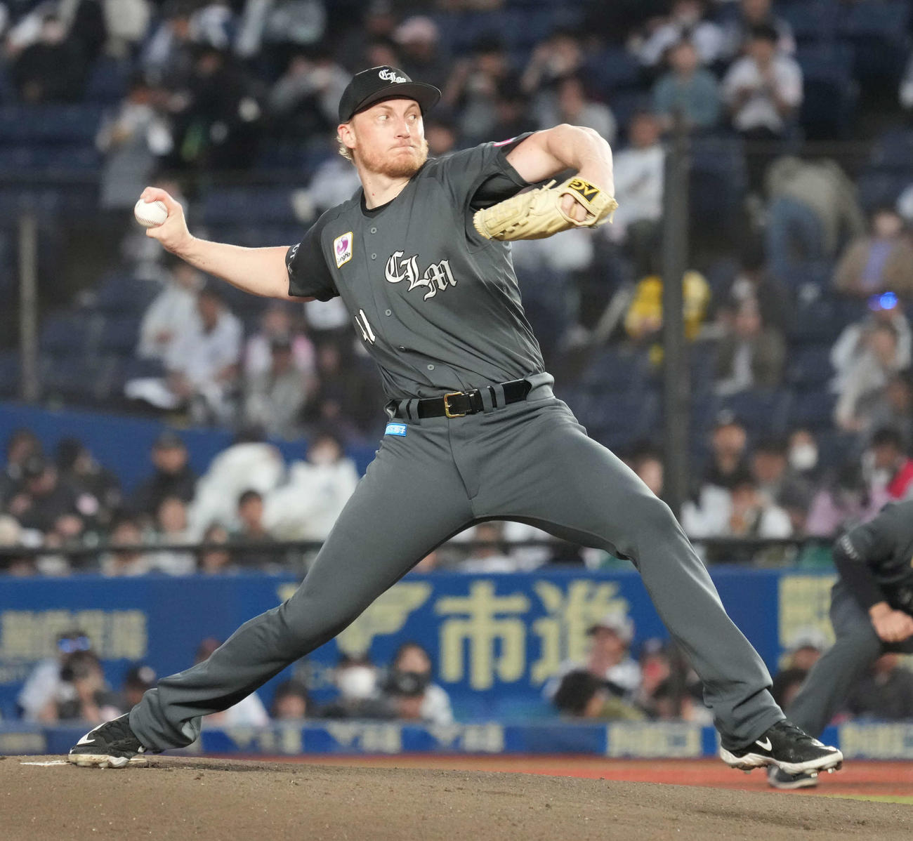 ロッテ対西武　ロッテ先発のダイクストラ（撮影・小沢裕）