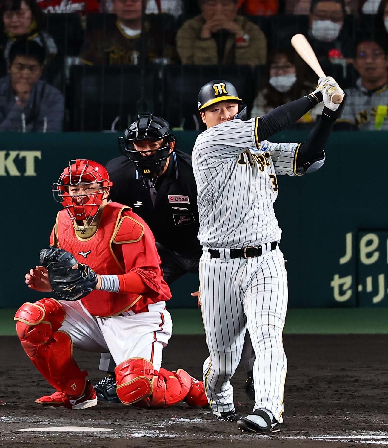 阪神対広島　9回裏阪神無死、大山は三振に倒れる（撮影・上田博志）