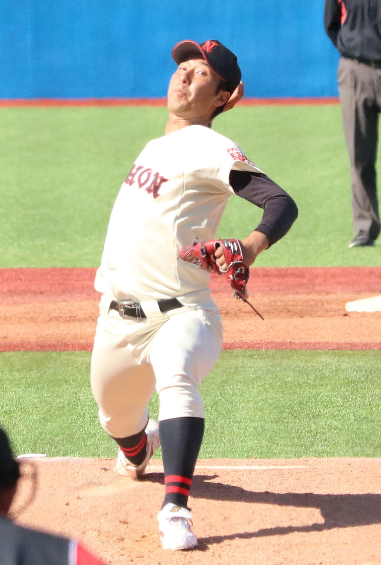 日大対国学院大　1失点完投勝利した日大・市川（撮影・塚本光）
