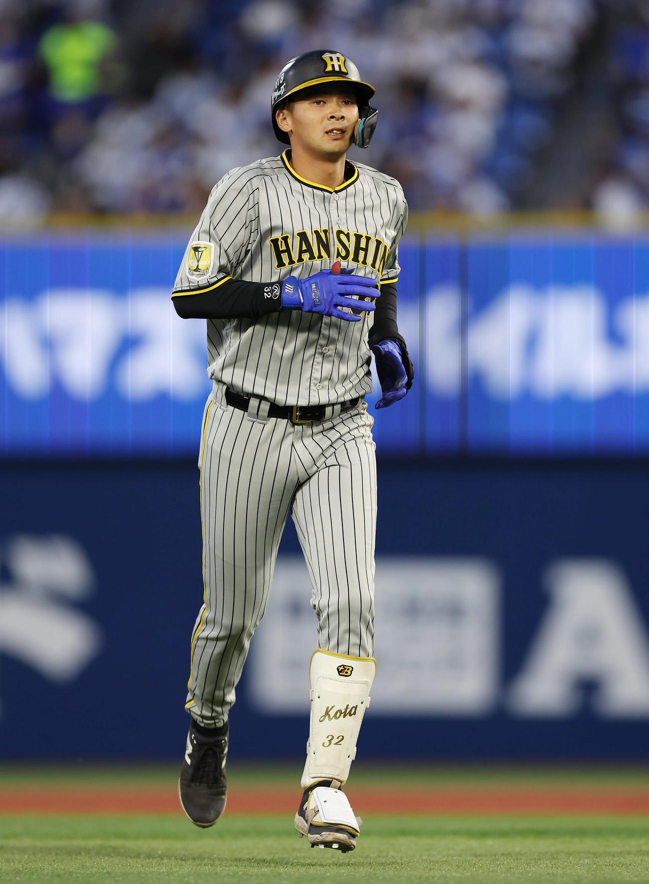 DeNA対阪神　2回表阪神無死、中飛に倒れた井上（撮影・前田充）