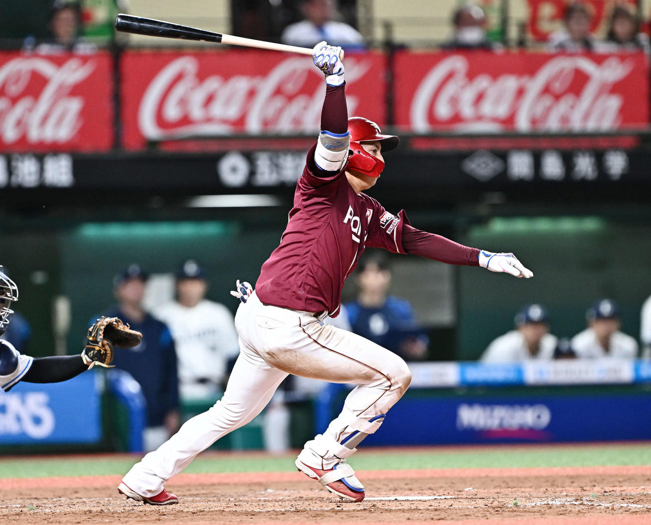 西武対楽天　4回表楽天2死一、二塁、小郷は右前適時打を放つ（撮影・滝沢徹郎）