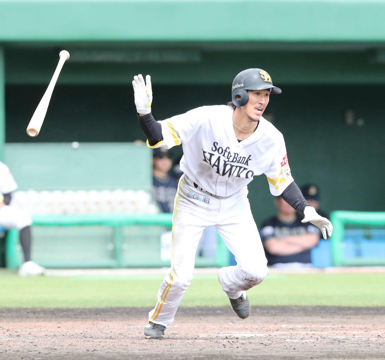 ソフトバンク対オリックス　5回裏ソフトバンク1死一、三塁、三森は右前に同点適時打を放つ（撮影・梅根麻紀）