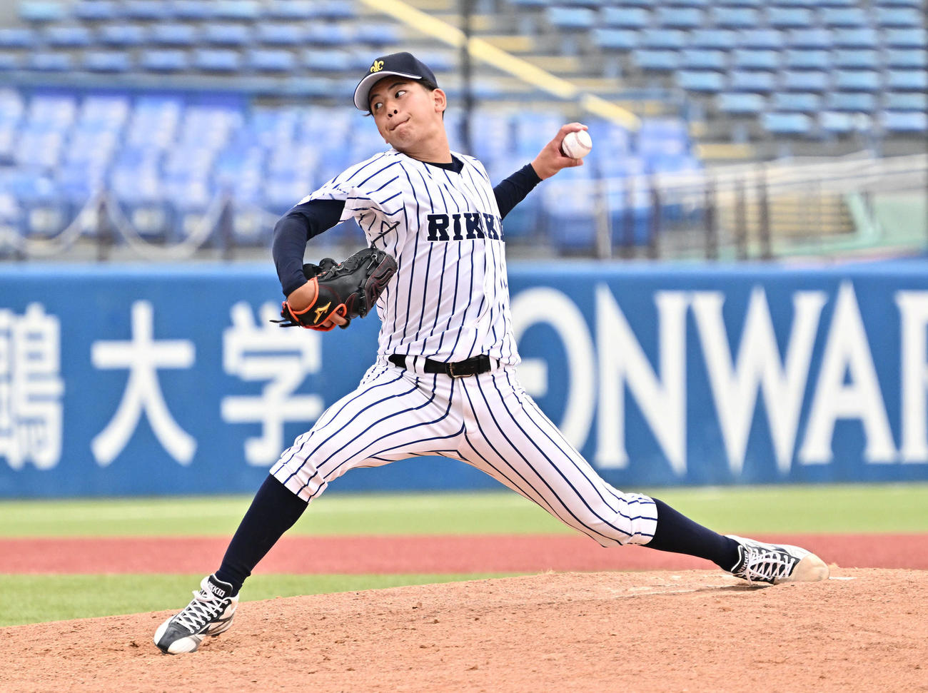 立大5番手で登板した田中優飛（撮影・滝沢徹郎）