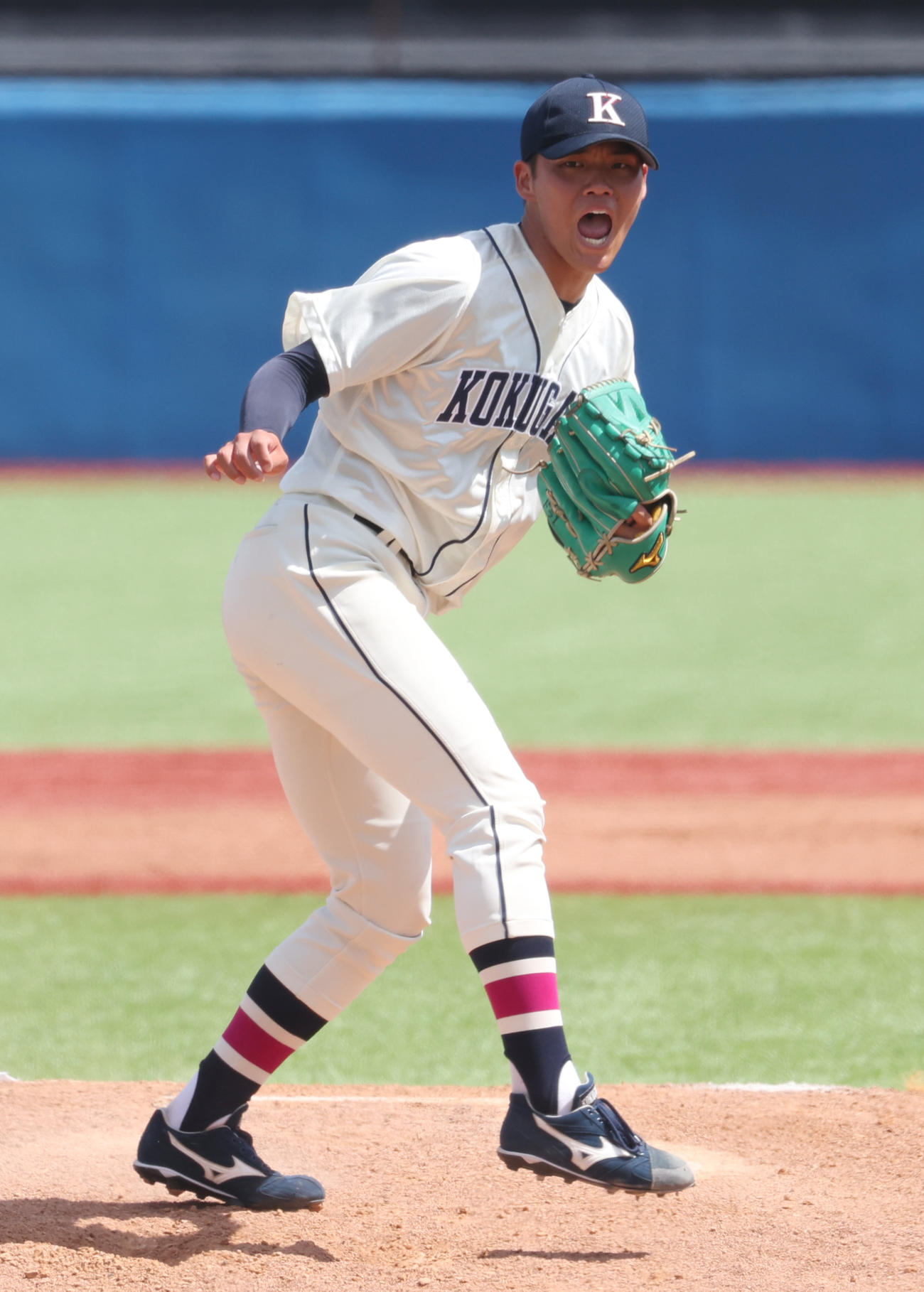国学院大対駒大　先発した国学院大・坂口（撮影・柴田隆二）