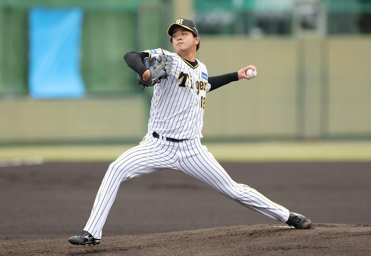 マツゲン箕島との練習試合に先発し力投する阪神高橋（撮影・前田充）
