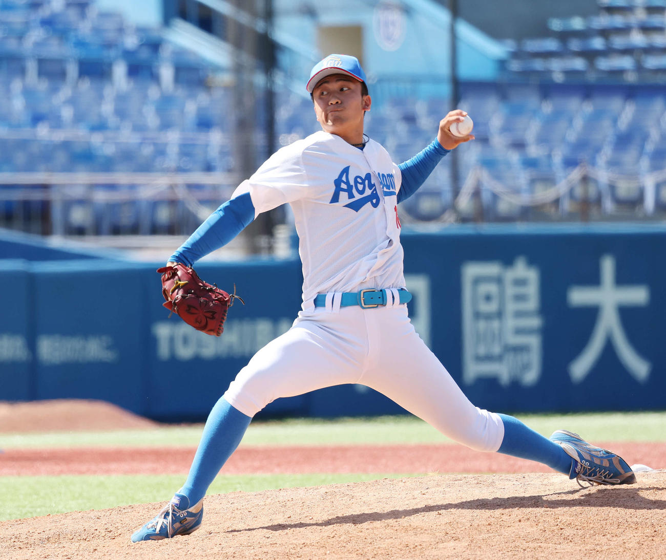 青学大対日大　青学大3番手の渡辺（撮影・宮地輝）