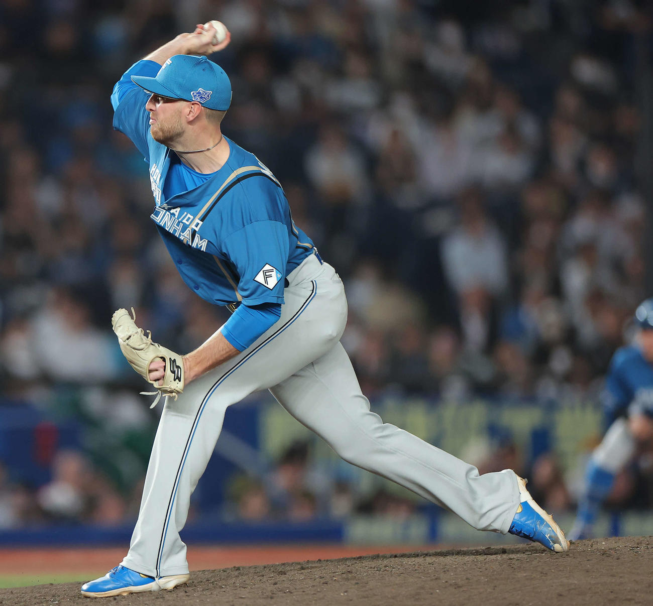 ロッテ対日本ハム　日本ハム6番手で登板するマーフィー（撮影・河田真司）