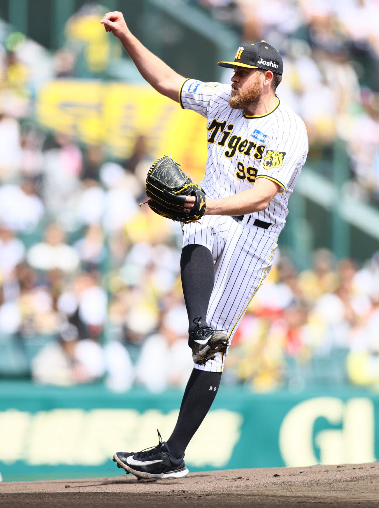 阪神対ヤクルト　阪神先発のビーズリー（撮影・上山淳一）