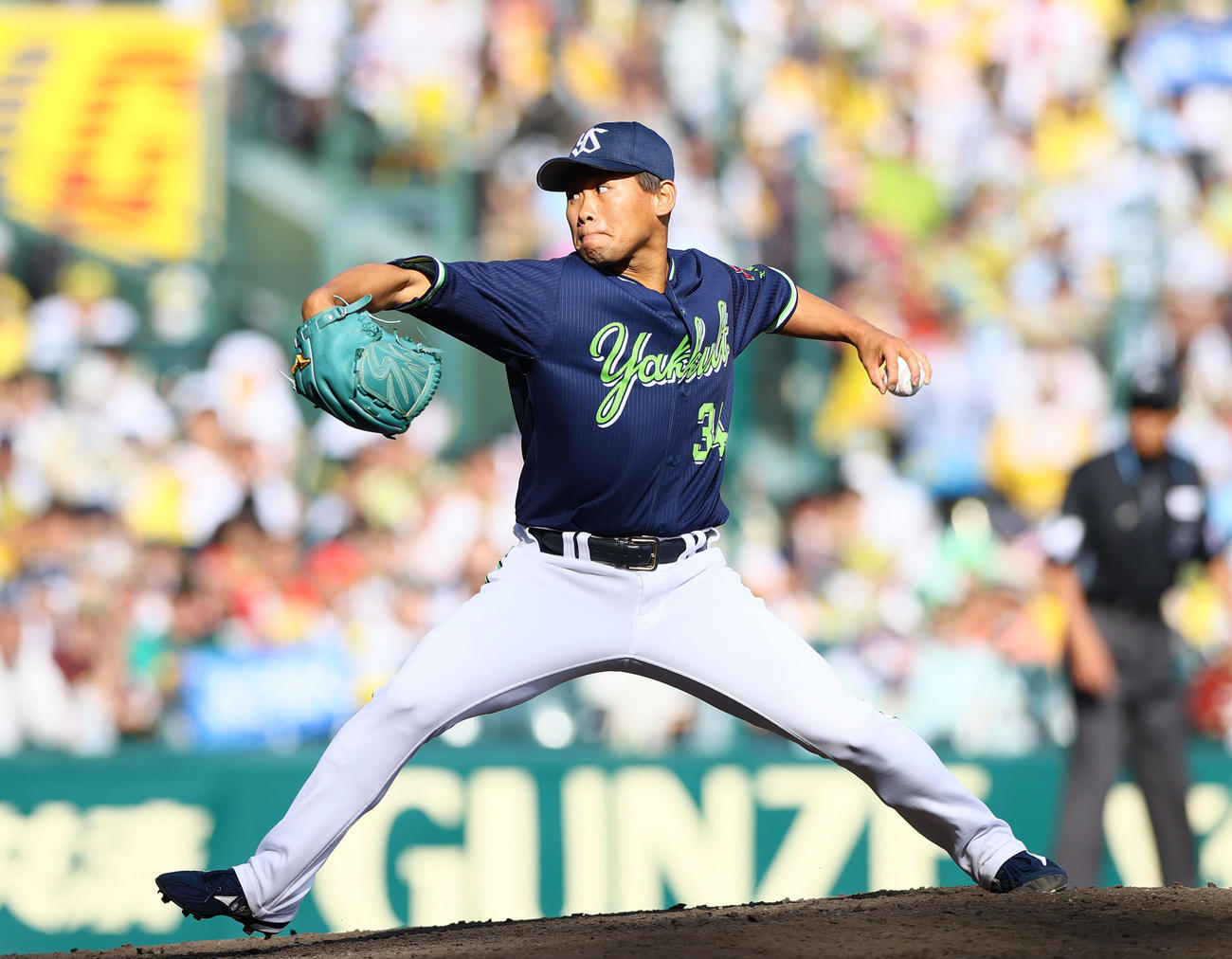 阪神対ヤクルト　8回裏に登板するヤクルト田口（撮影・上山淳一）