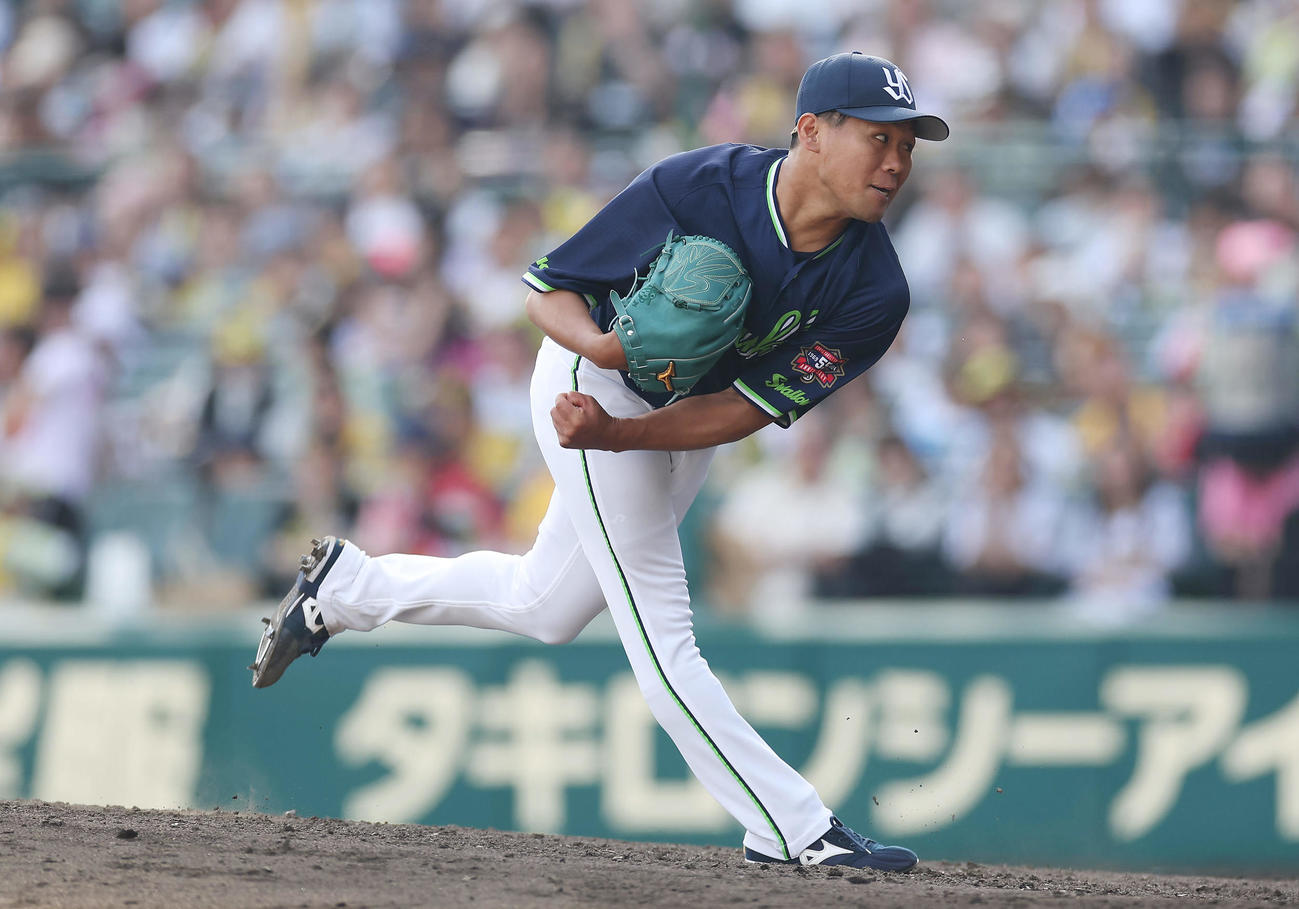 阪神対ヤクルト　力投するヤクルト3番手の田口（撮影・前田充）
