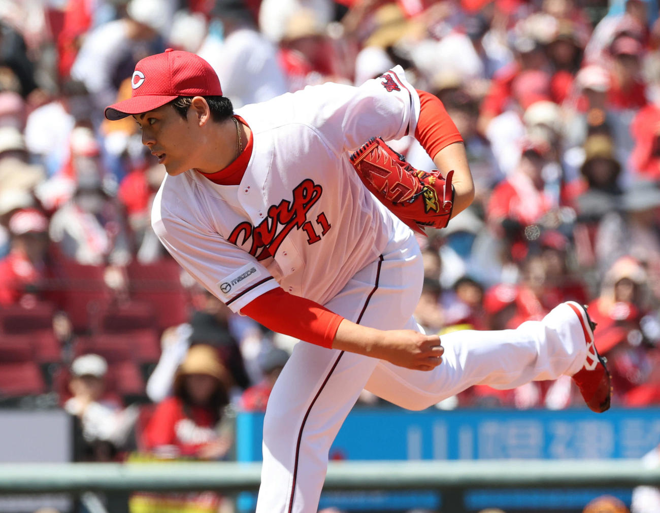 広島対巨人　広島先発の九里（撮影・加藤孝規）