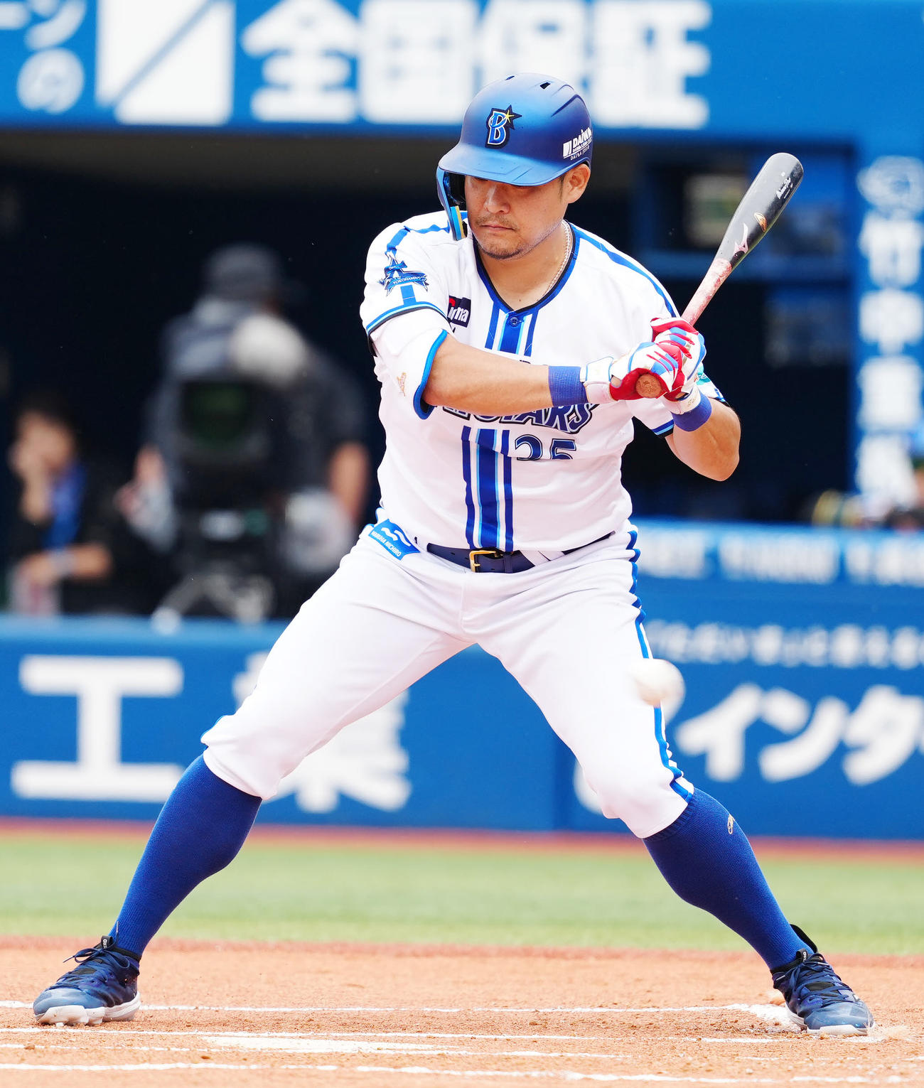DeNA対中日　1回裏DeNA2死三塁、見逃しの三振に倒れる筒香（撮影・江口和貴）