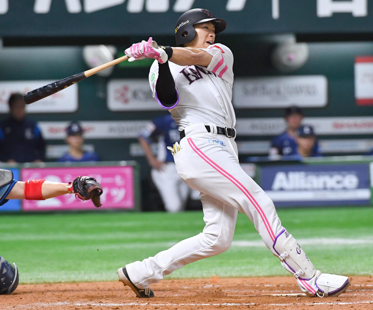 ソフトバンク対西武　9回裏ソフトバンク1死二塁、柳田は右前同点適時打を放つ（撮影・岩下翔太）