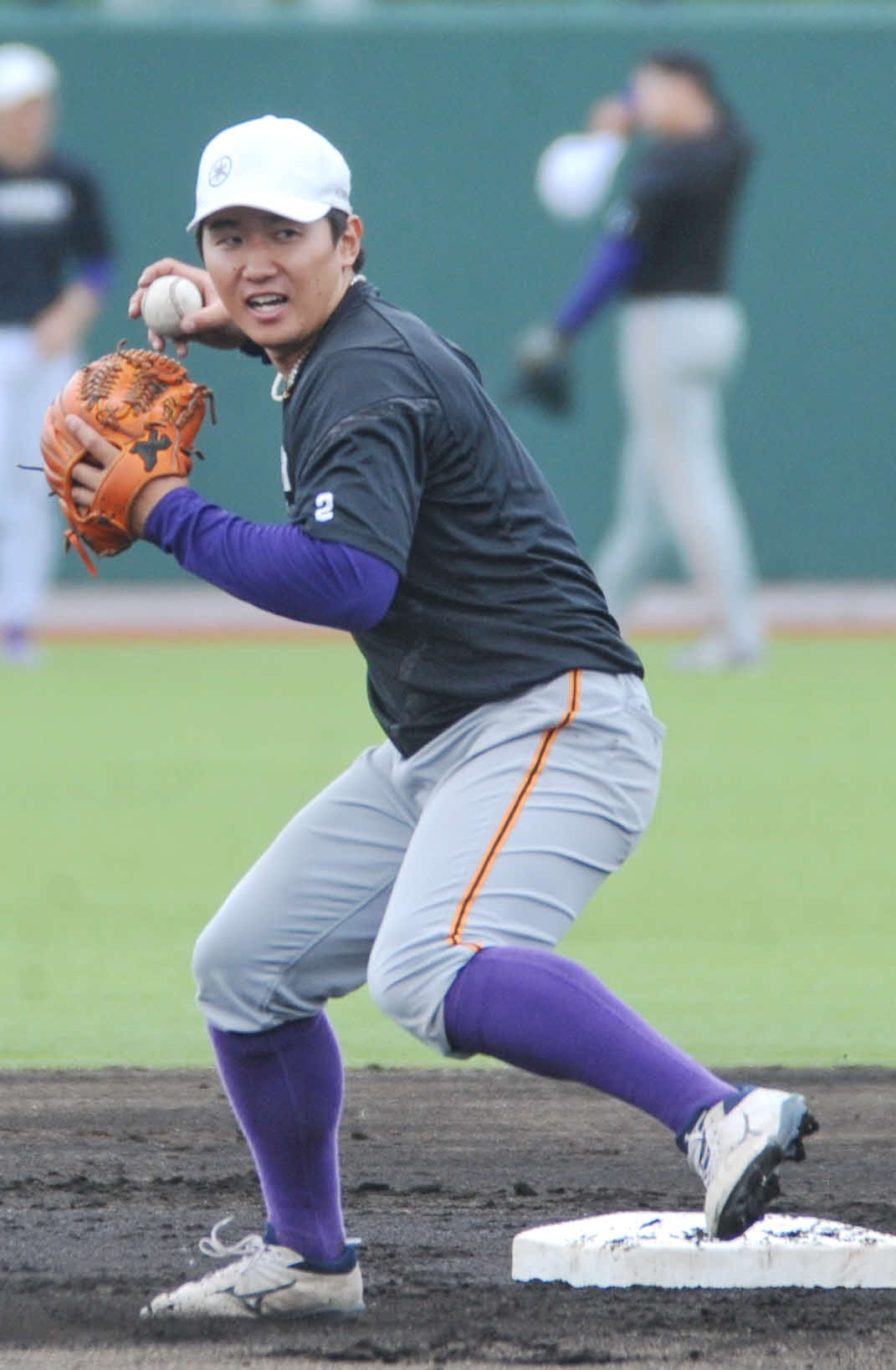 堅実な守りを見せるヤマハ宮崎