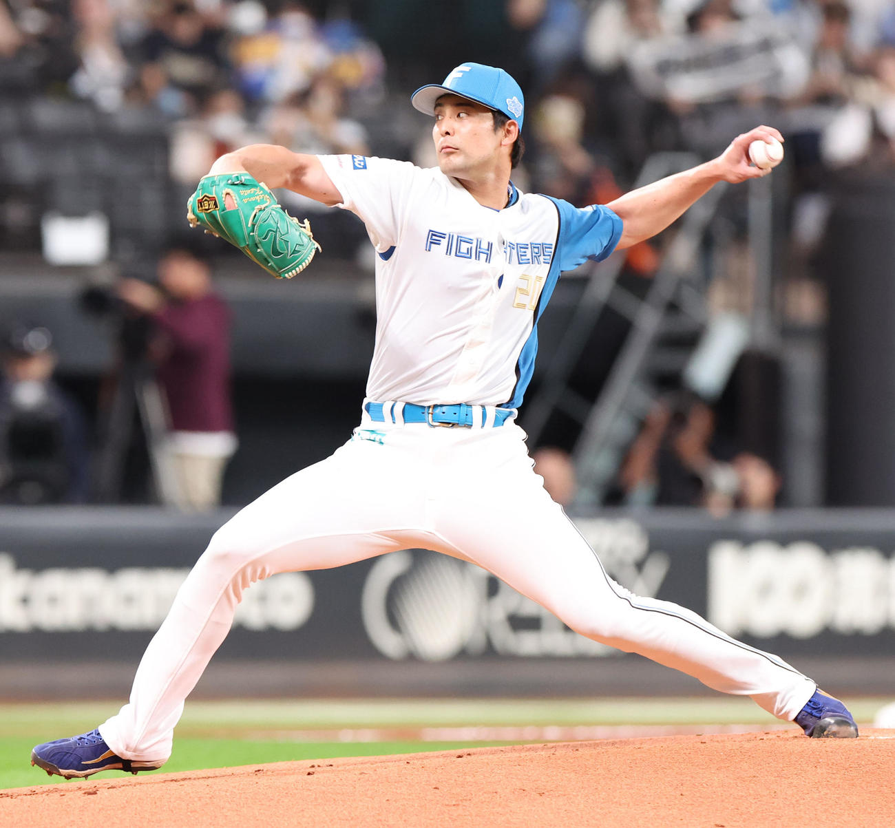日本ハム対オリックス　日本ハム先発の上原（撮影・佐藤翔太）