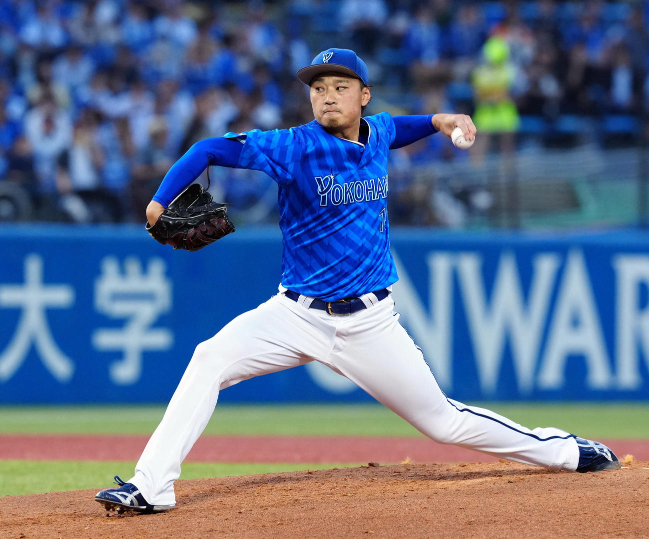 ヤクルト対DeNA DeNAの先発石田健（撮影・たえ見朱実）