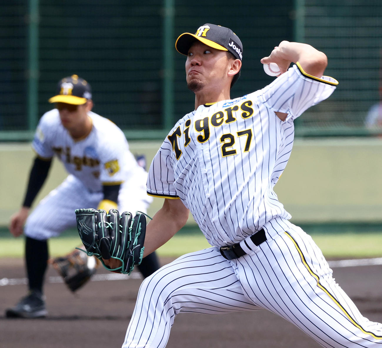ウエスタン・リーグ　阪神対オリックス　力投する阪神伊藤将（撮影・上山淳一）