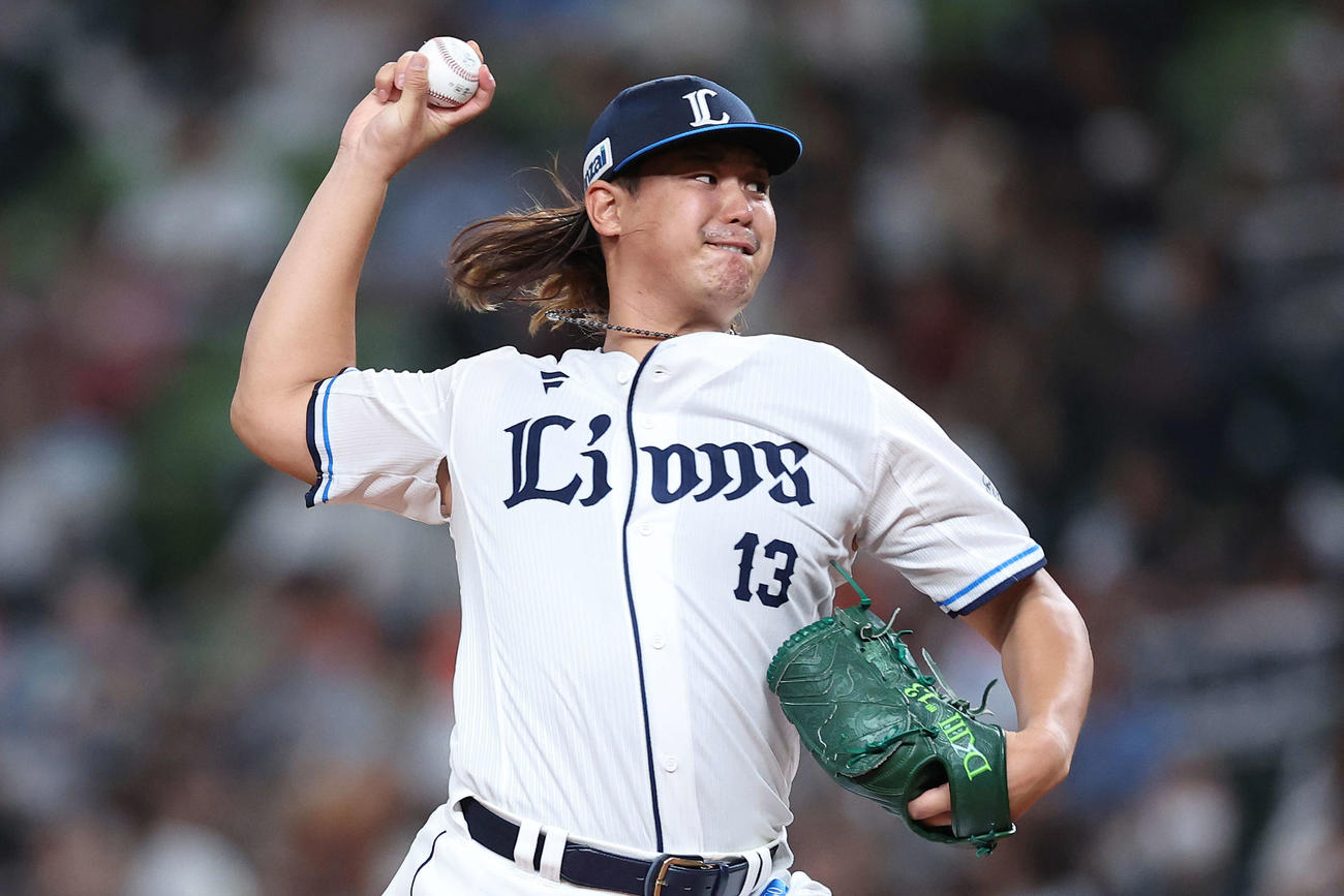 西武対オリックス　先発登板する西武高橋（撮影・河田真司）
