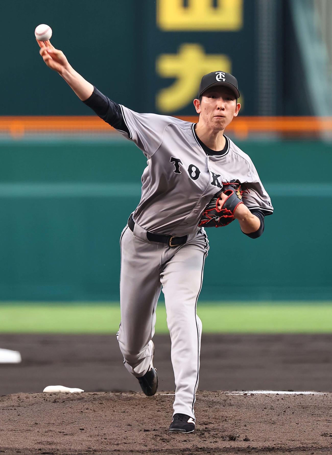阪神対巨人　巨人先発の戸郷（撮影・上田博志）
