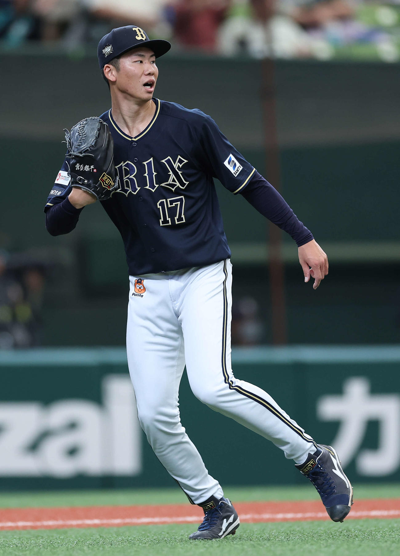 西武対オリックス　7回裏西武無死一、二塁、平沼に中前適時打を浴びる曽谷（撮影・河田真司）