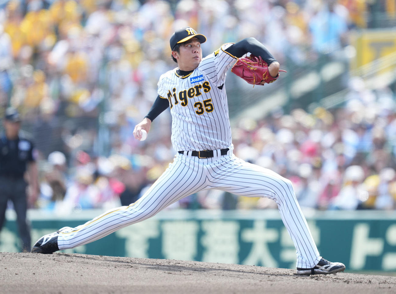 阪神対巨人　阪神先発の才木（撮影・菅敏）