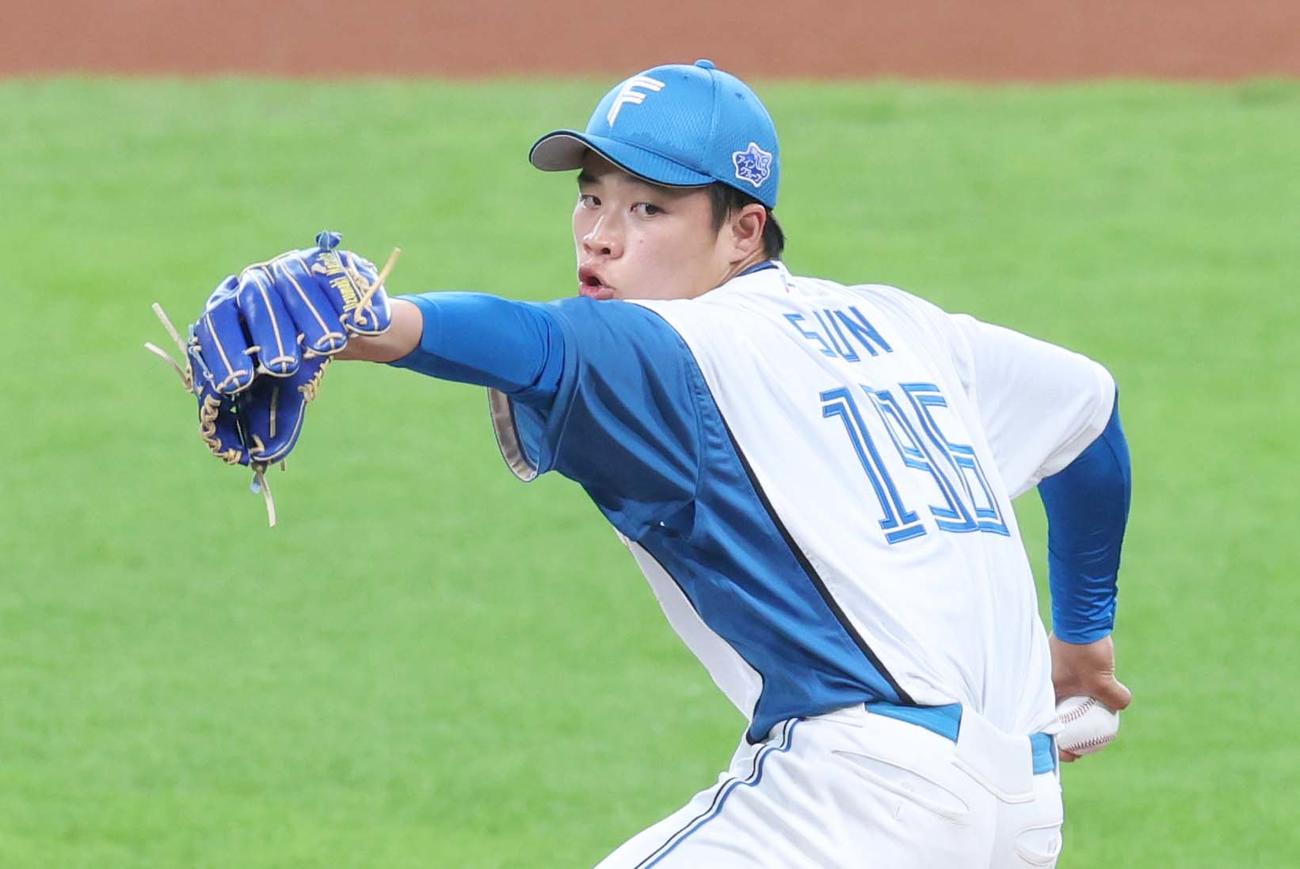 イースタン・リーグ　日本ハム対巨人　2回を投げ無安打に抑える孫易磊（撮影・黒川智章）
