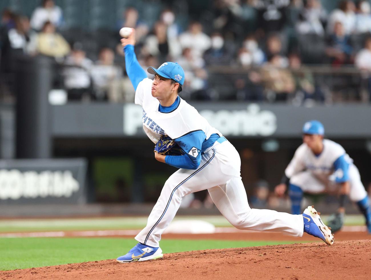 イースタン・リーグ　日本ハム対巨人　2回を投げ無安打に抑える孫易磊（撮影・黒川智章）