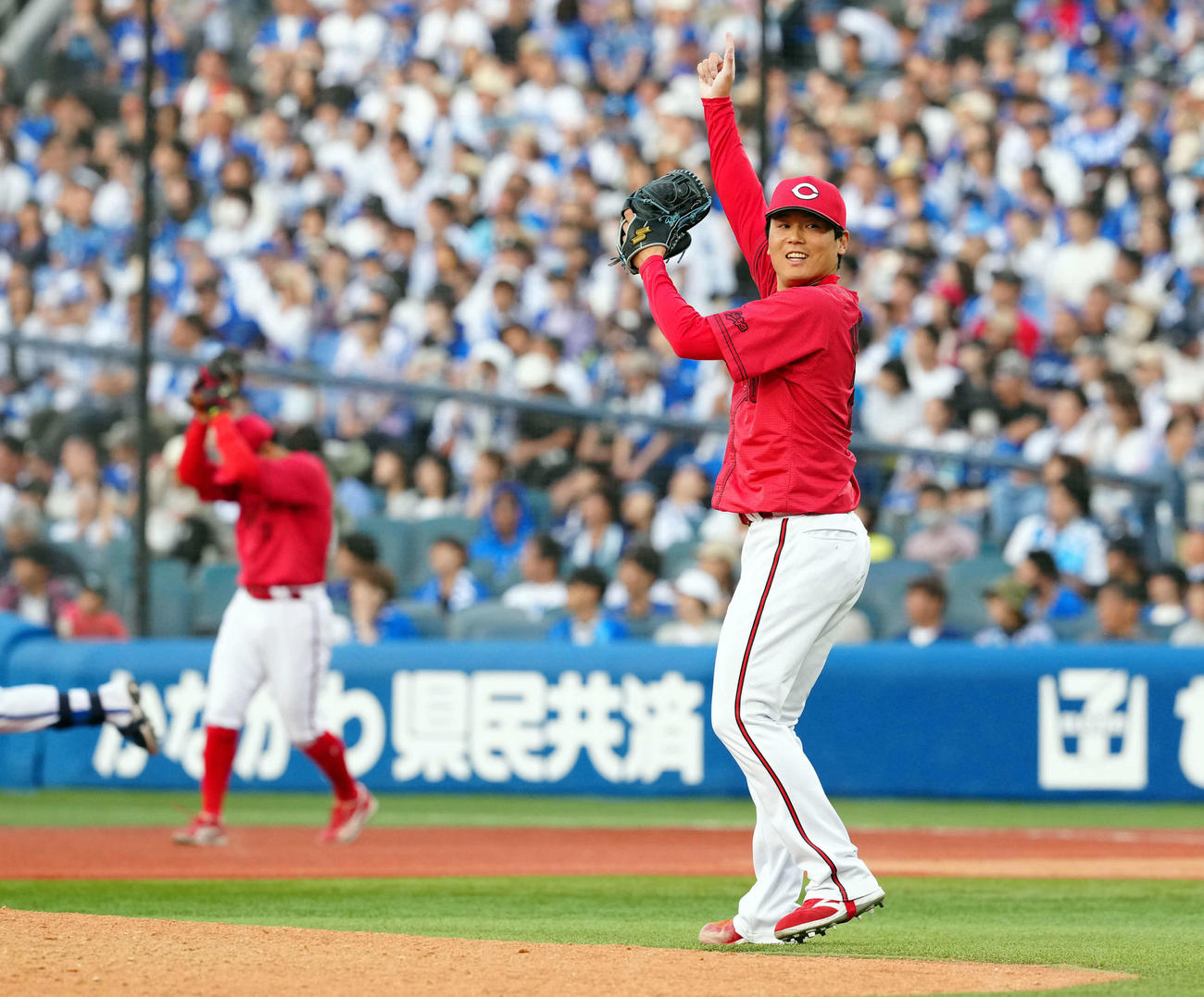 DeNA対広島　9回裏DeNA2死二塁、山本を右飛に仕留め勝利した栗林（撮影・たえ見朱実）