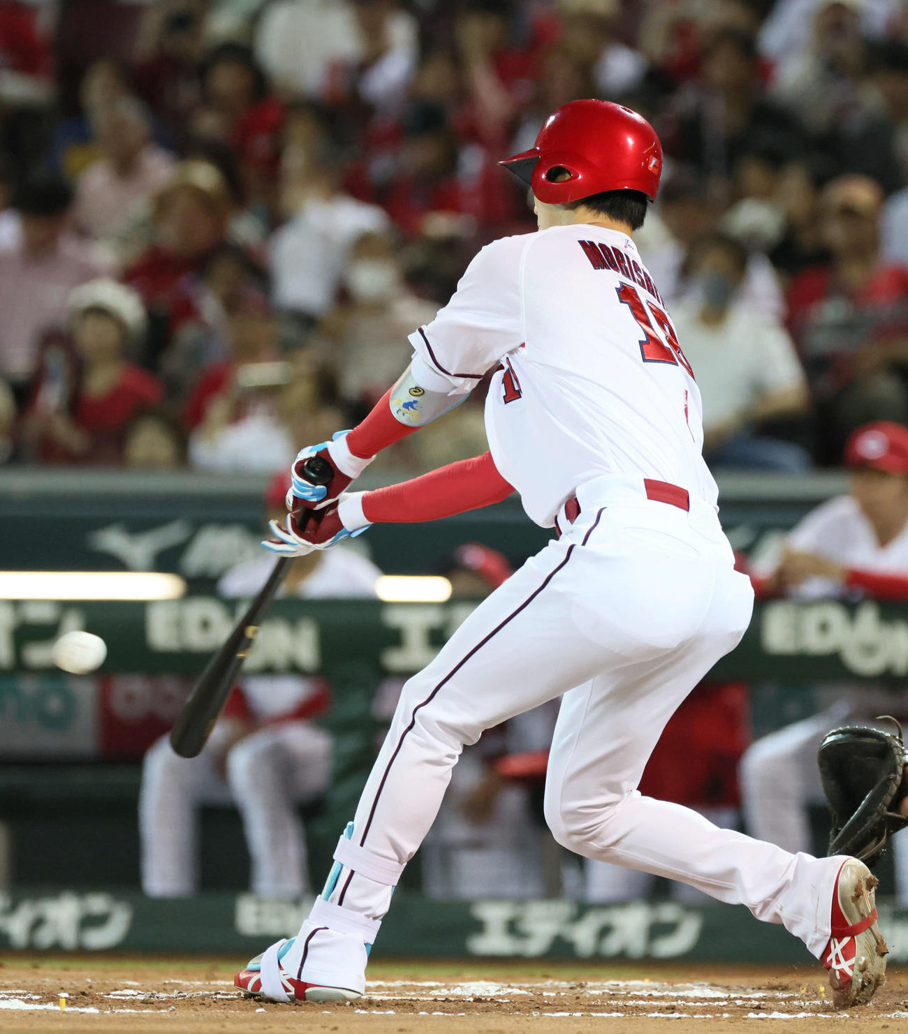 広島対オリックス　6回裏広島無死一、三塁、森下は右適時打を放つ（撮影・加藤孝規）
