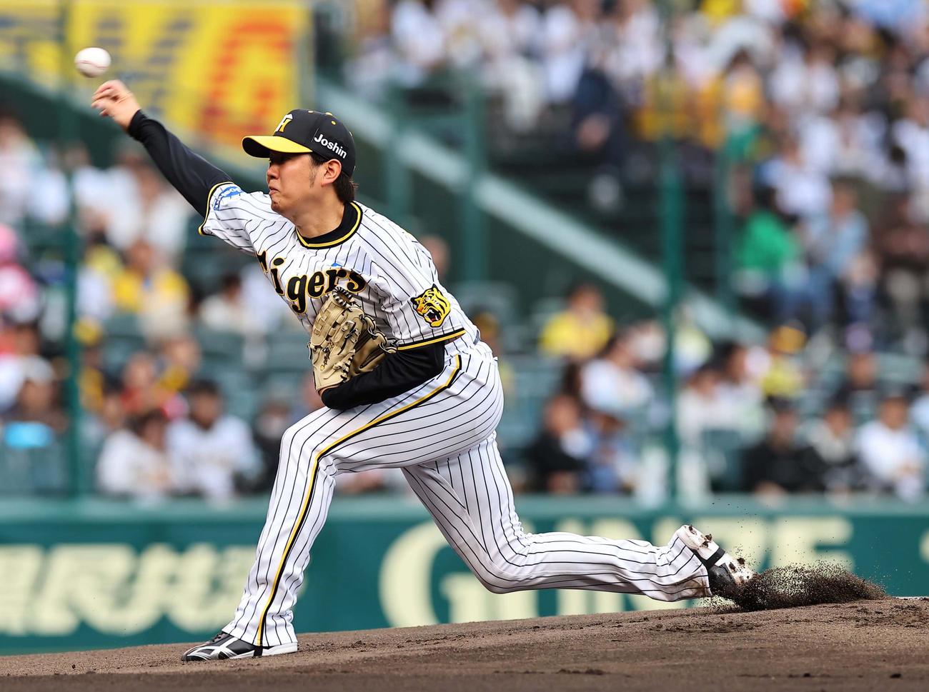 阪神対日本ハム　阪神先発の西勇（撮影・上田博志）