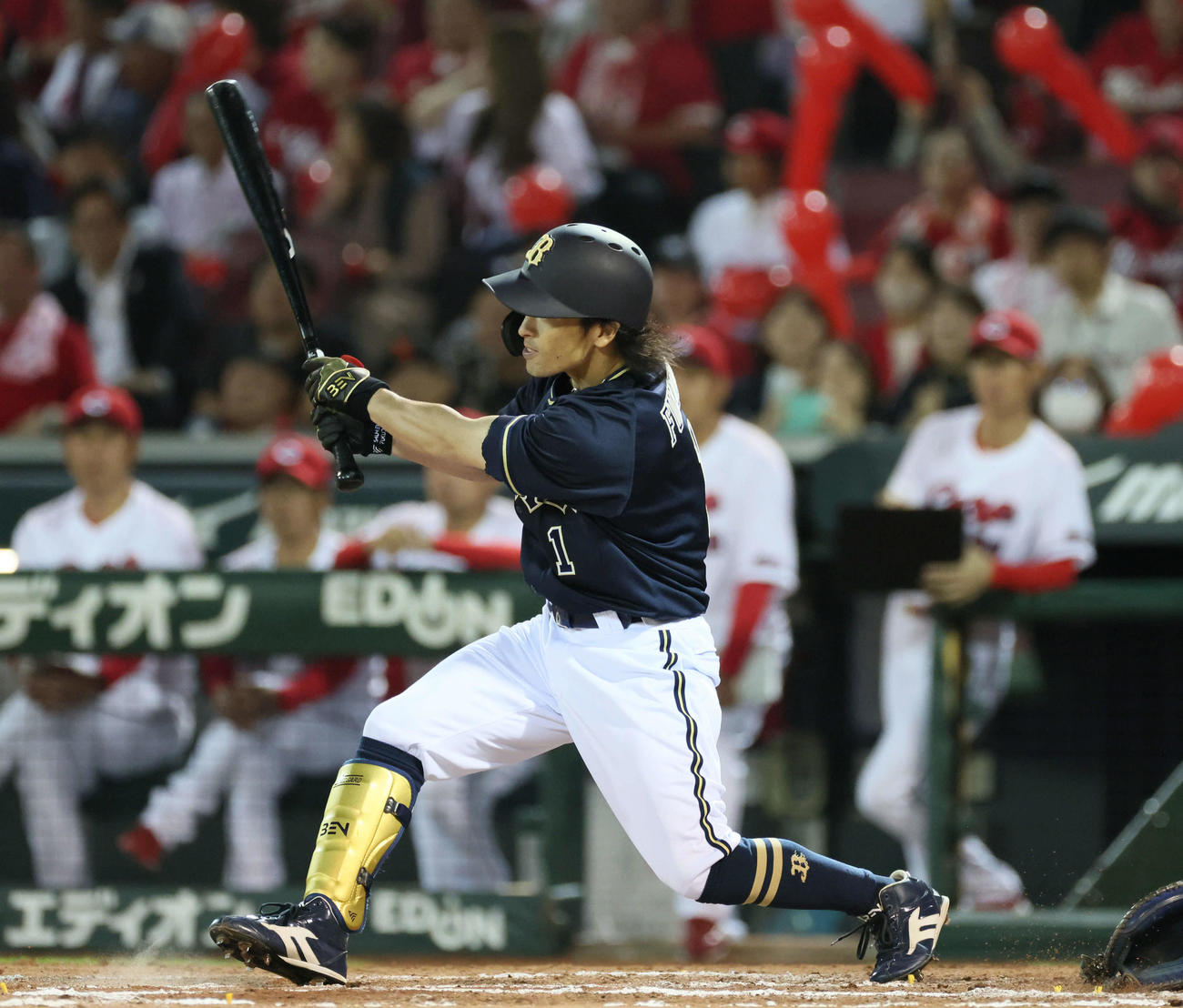 広島対オリックス　7回表オリックス1死一、三塁、福田は右適時打を放つ（撮影・加藤孝規）