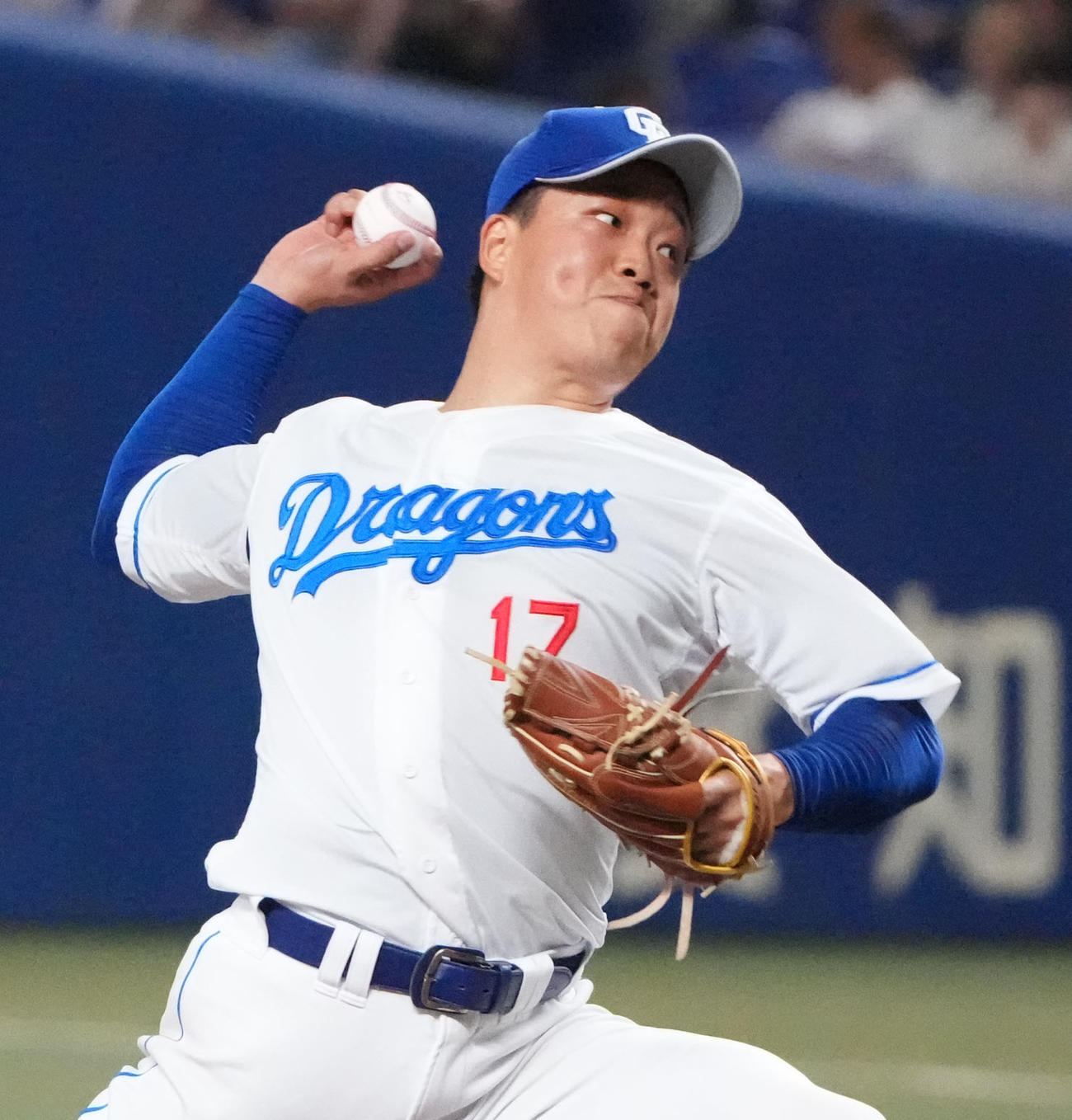 中日対西武　4回表、力投する中日先発の柳（撮影・森本幸一）