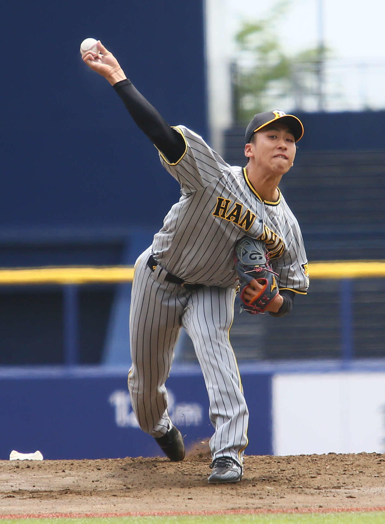 阪神対オイシックス　先発した阪神・茨木投手は第2の故郷で好投