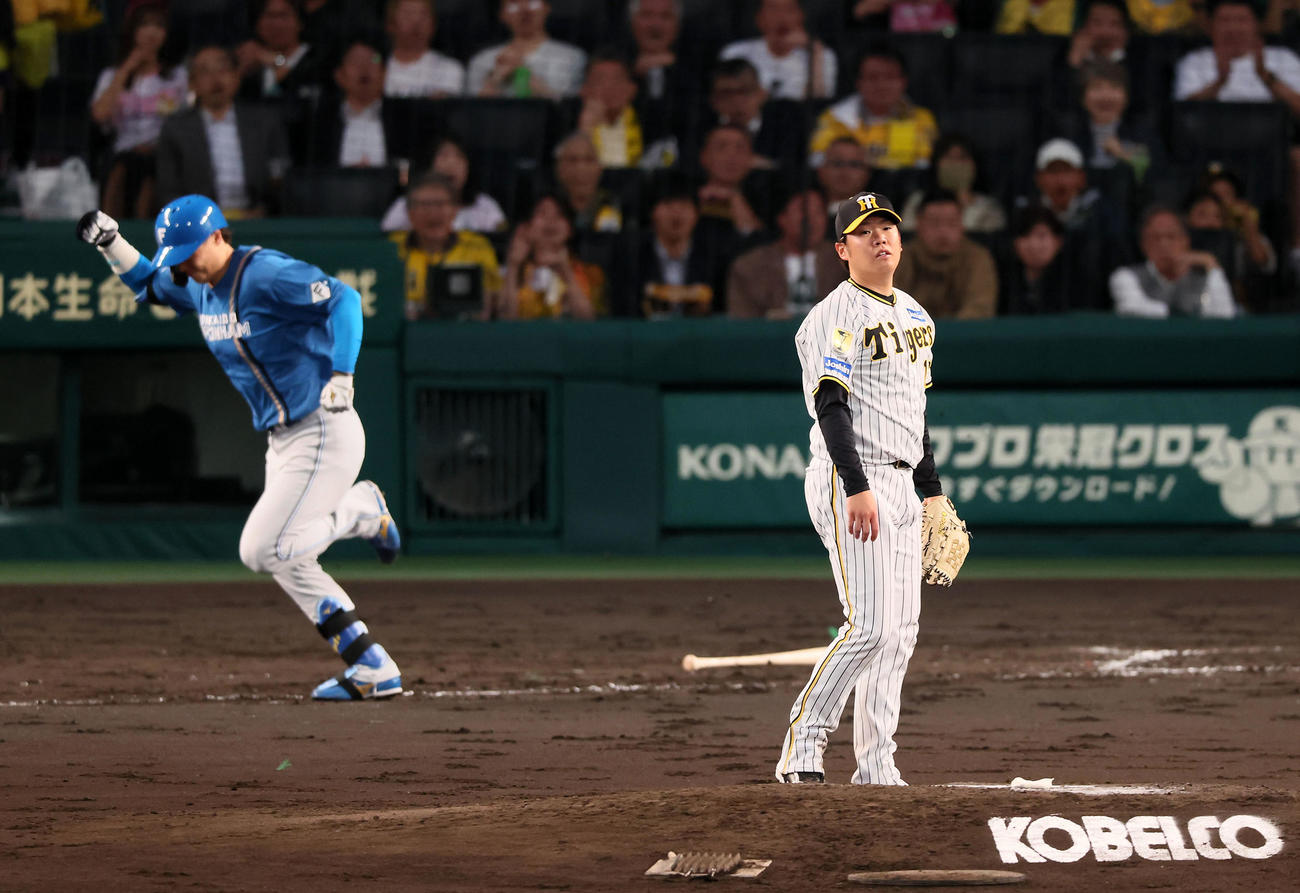 阪神対日本ハム　4回表日本ハム無死一、三塁、西勇は山崎に先制適時打を打たれ失点（撮影・加藤哉）