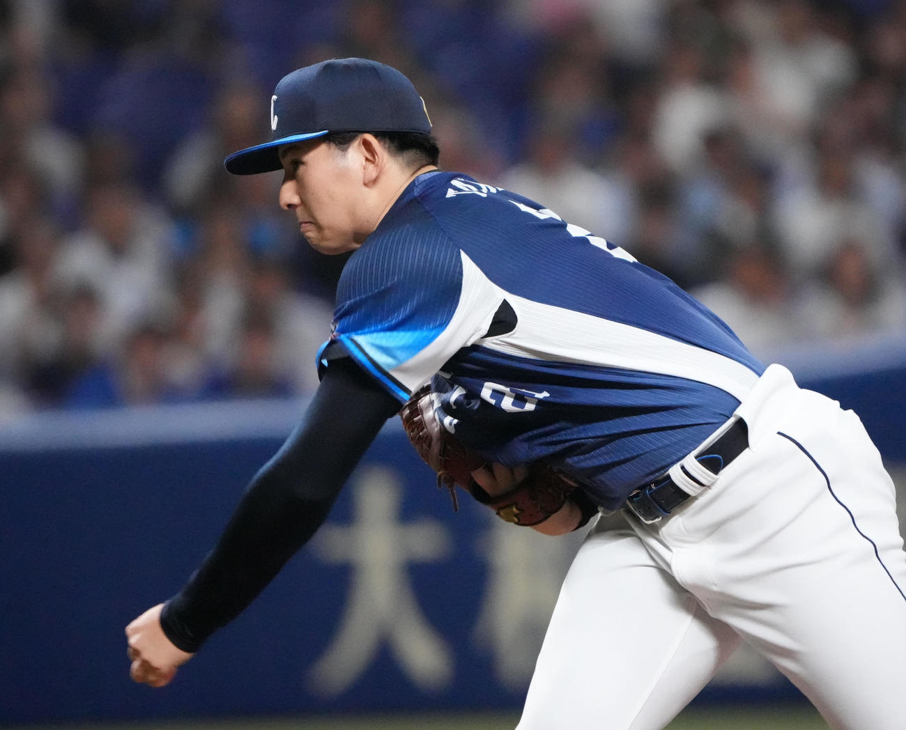 中日対西武　1回裏、登板する西武先発の武内（撮影・森本幸一）