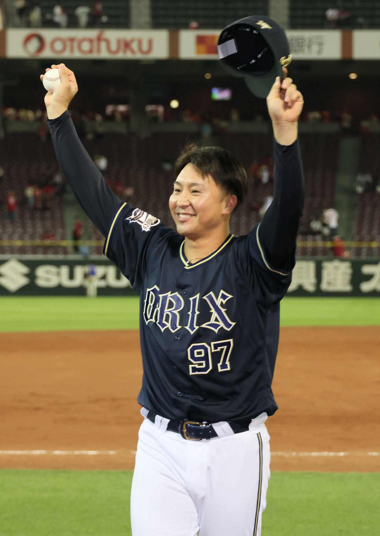 広島対オリックス　プロ初勝利の古田島（撮影・加藤孝規）