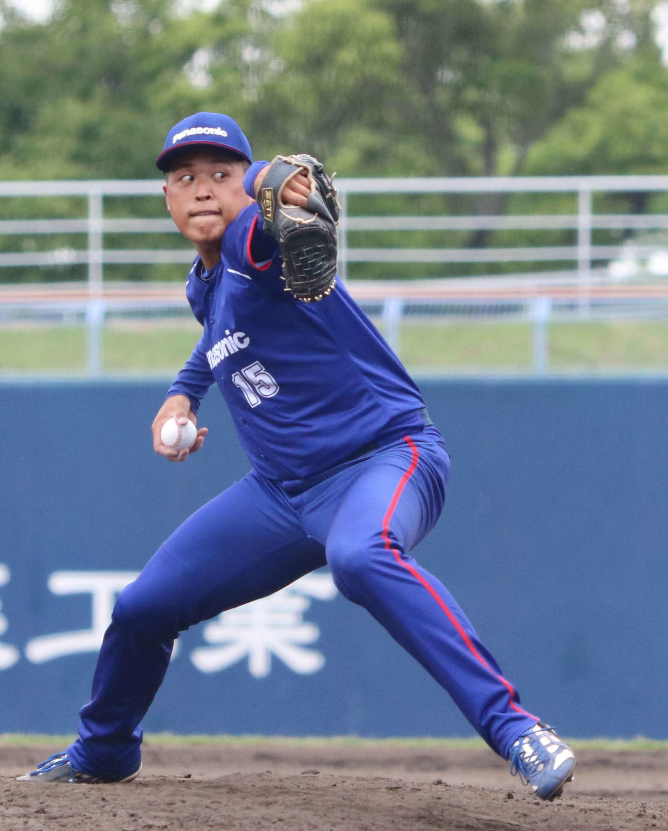 NTT西日本戦で登板した、パナソニックの定本拓真