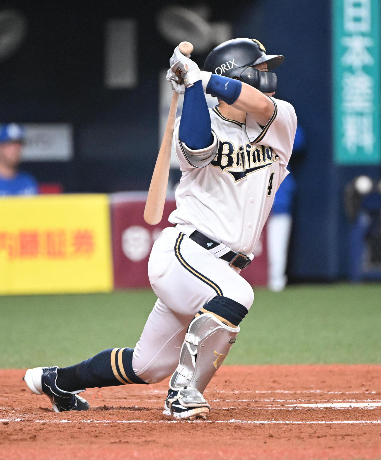 オリックス対中日　4回裏オリックス無死一塁、三ゴロ併殺に倒れる森（撮影・和賀正仁）