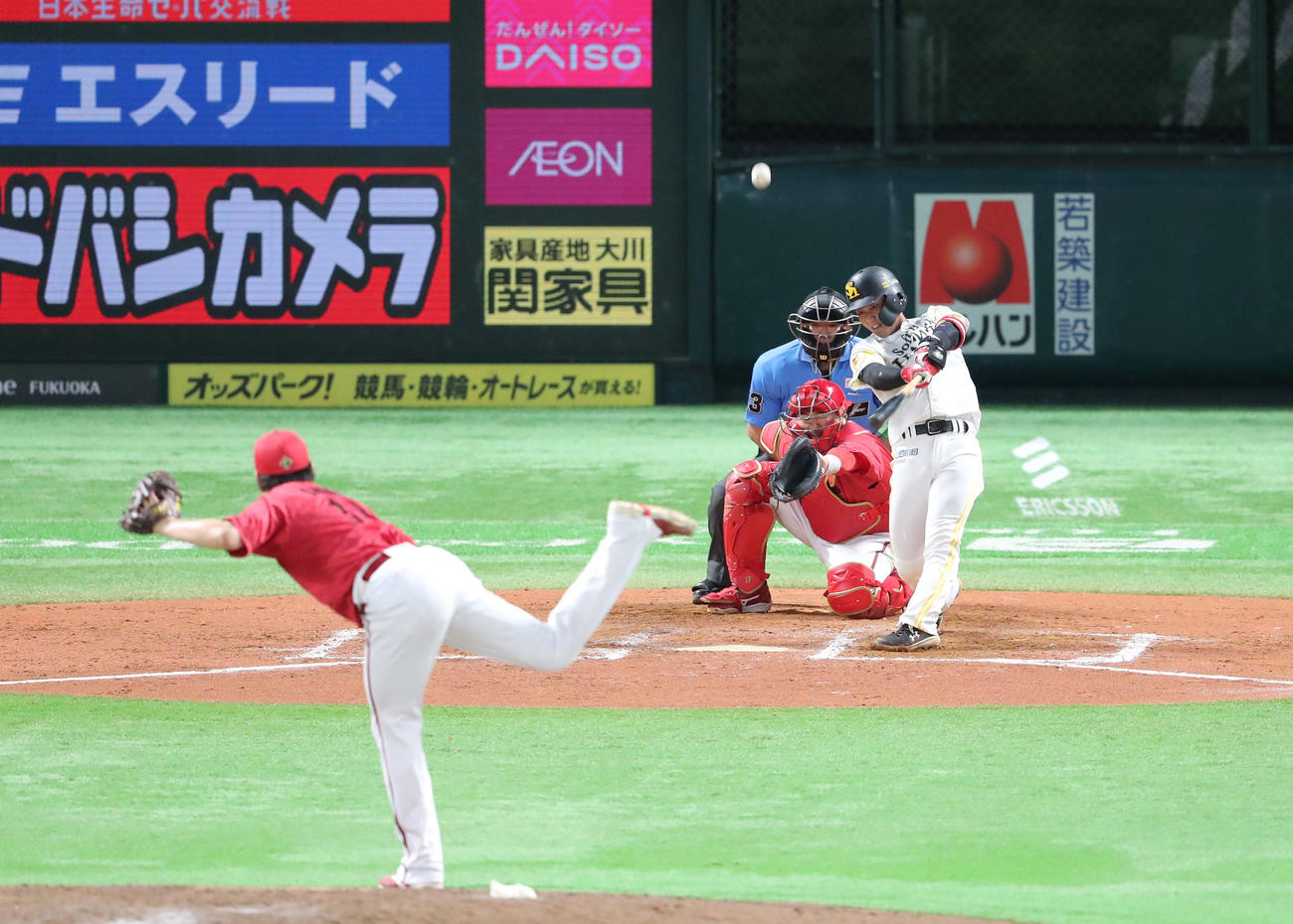 ソフトバンク対広島　7回裏ソフトバンク2死三塁、今宮は中飛に終わる（撮影・梅根麻紀）