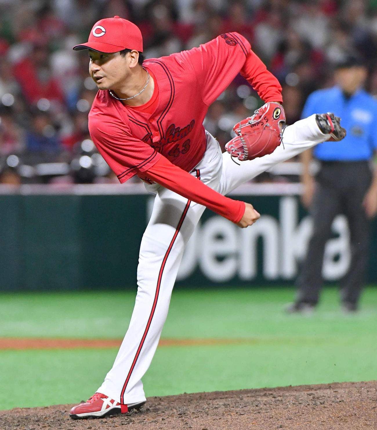 ソフトバンク対広島　8回裏から登板した、広島2番手の島内（撮影・岩下翔太）