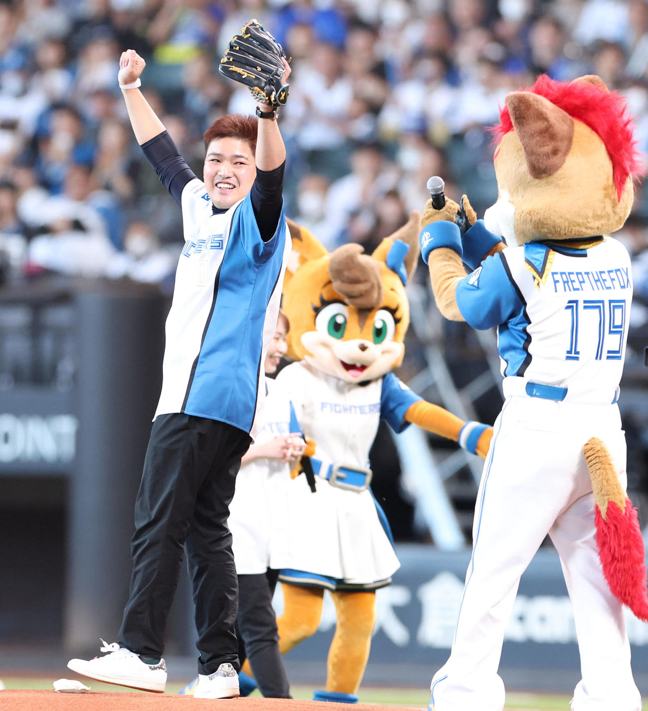 日本ハム対DeNA　試合前、「プロポーズ大作戦」が行われるエスコンフィールド北海道（撮影・佐藤翔太）