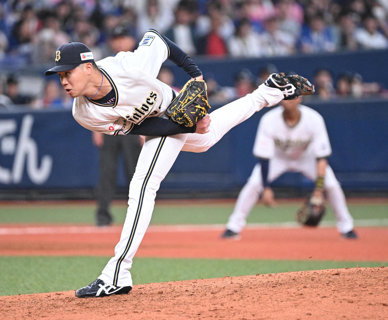 オリックス対中日　9回に登板するオリックス才木（撮影・和賀正仁）