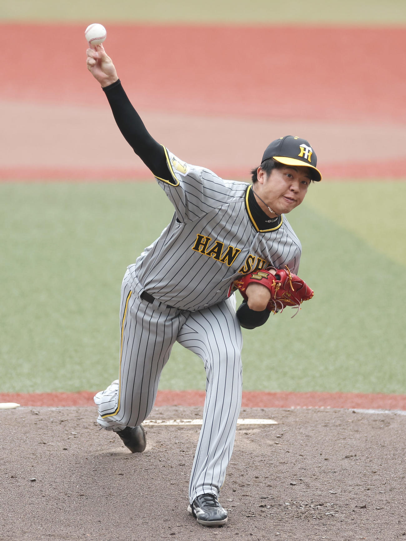 ロッテ対阪神　力投する阪神先発の才木（撮影・前田充）